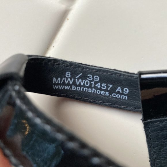 Born Thong Sandals Sz 8 Black Patent Leather Sling Back Women's Comfort Casual - Picture 6 of 14